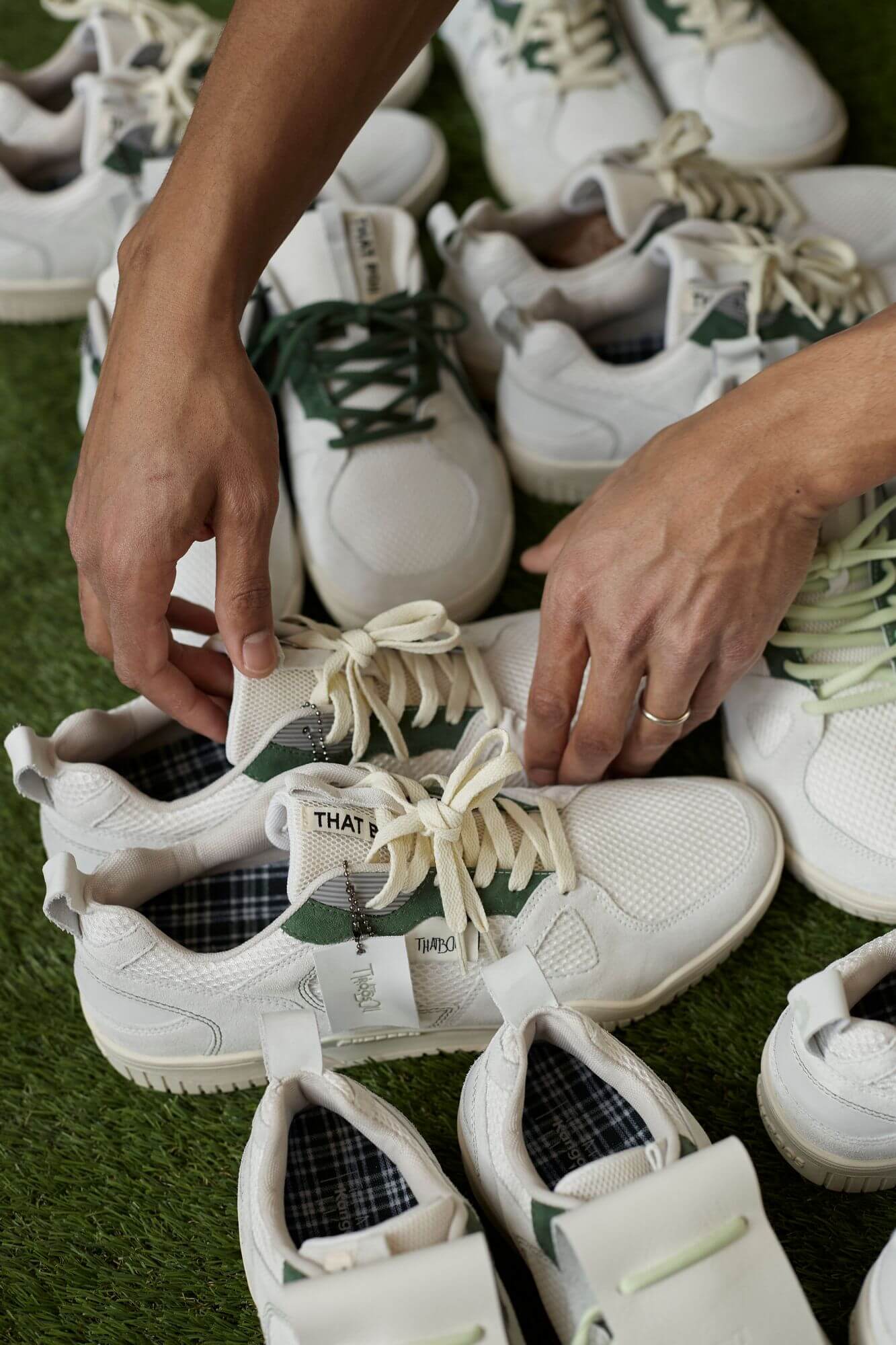 THATBOII und Kangaroos releasen den Ultralite "Le Club" Made in Germany